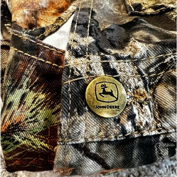 John Deere Mossy Oak Camo Overalls Youth Size 7 Unisex - Picture 7 of 13